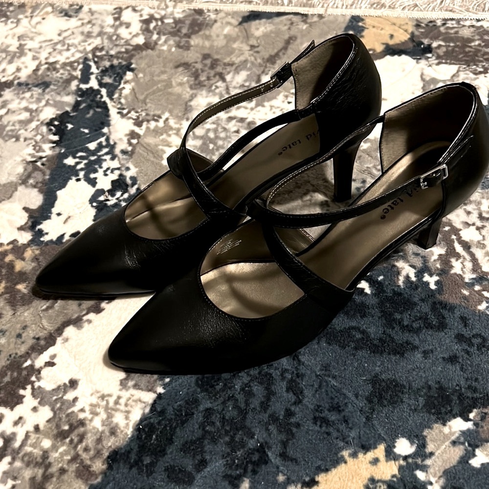 David Tate black heels